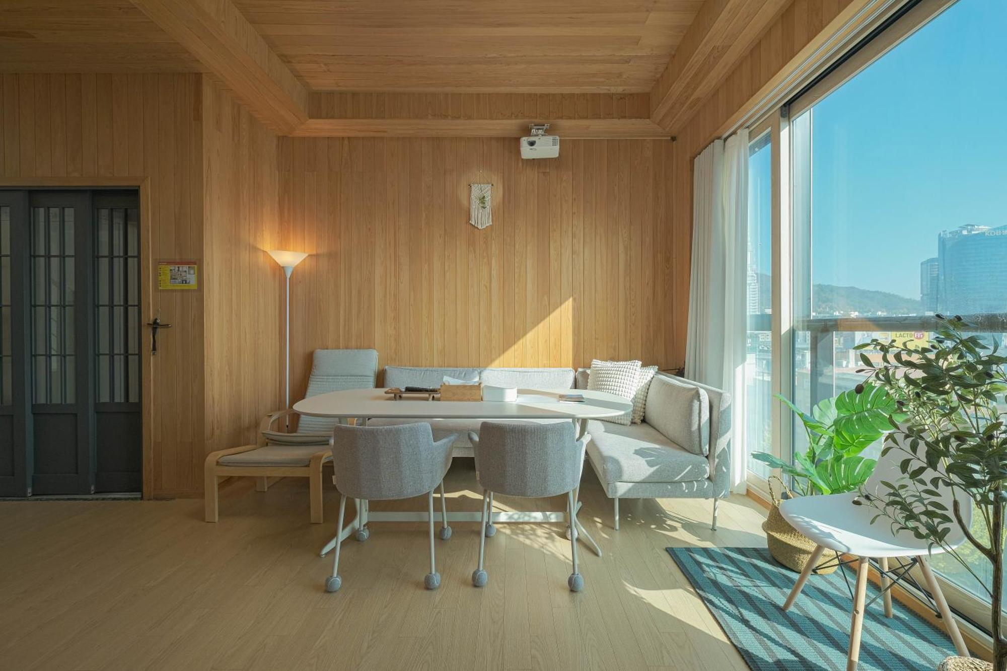 Seoullo Apartment Seoul