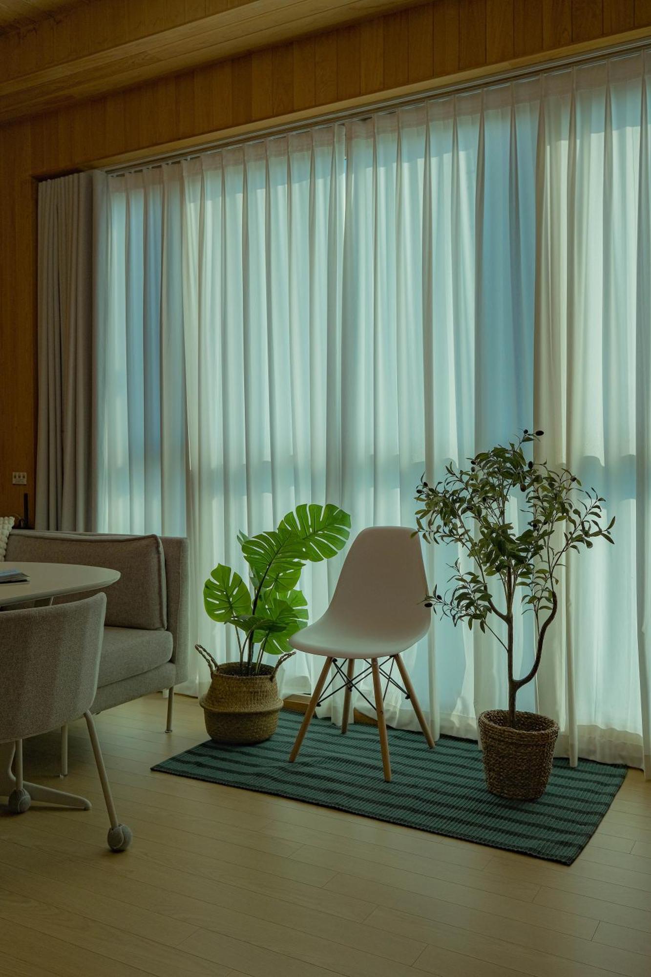 Seoullo Apartment *
