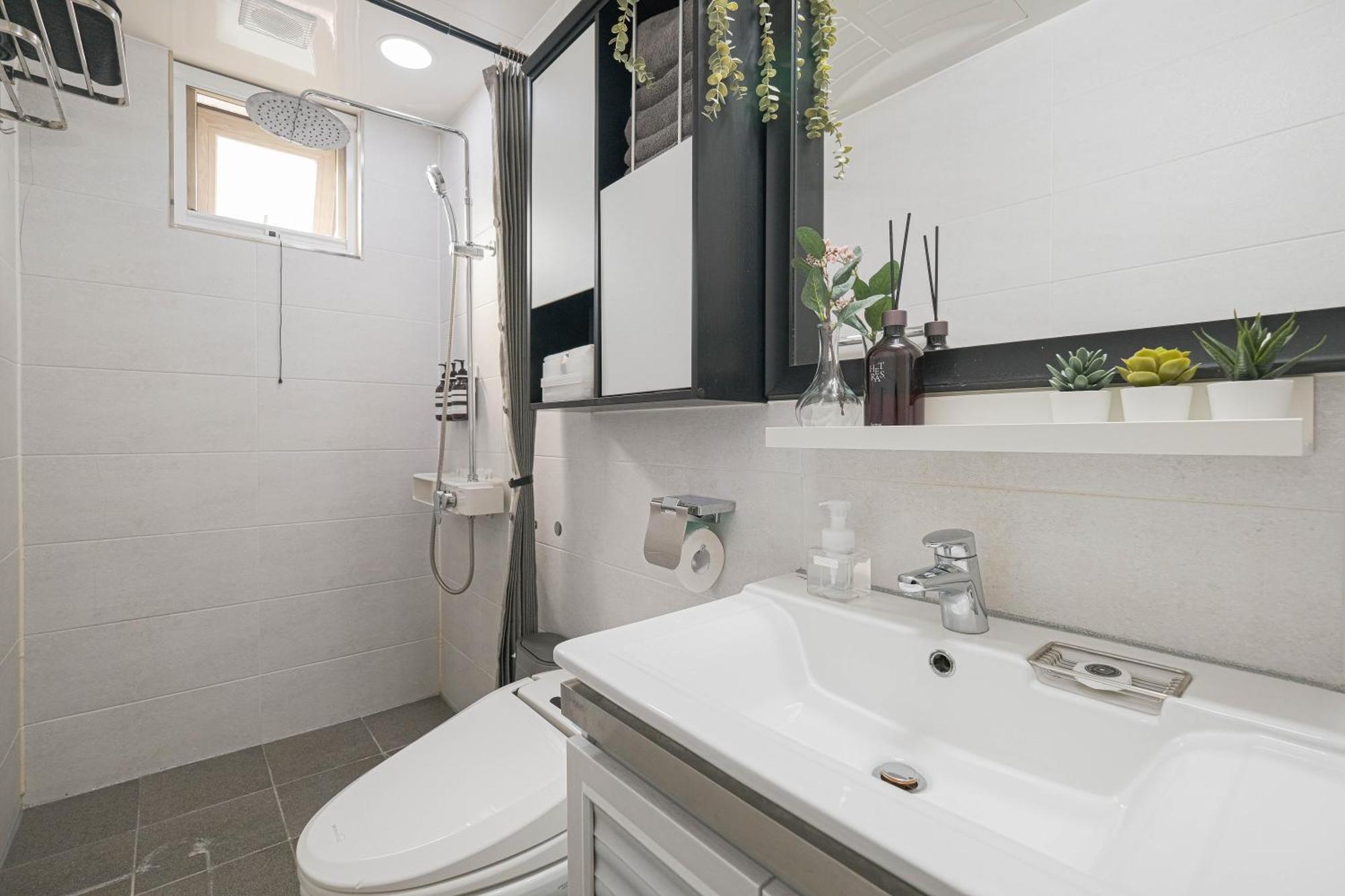 Seoullo Apartment