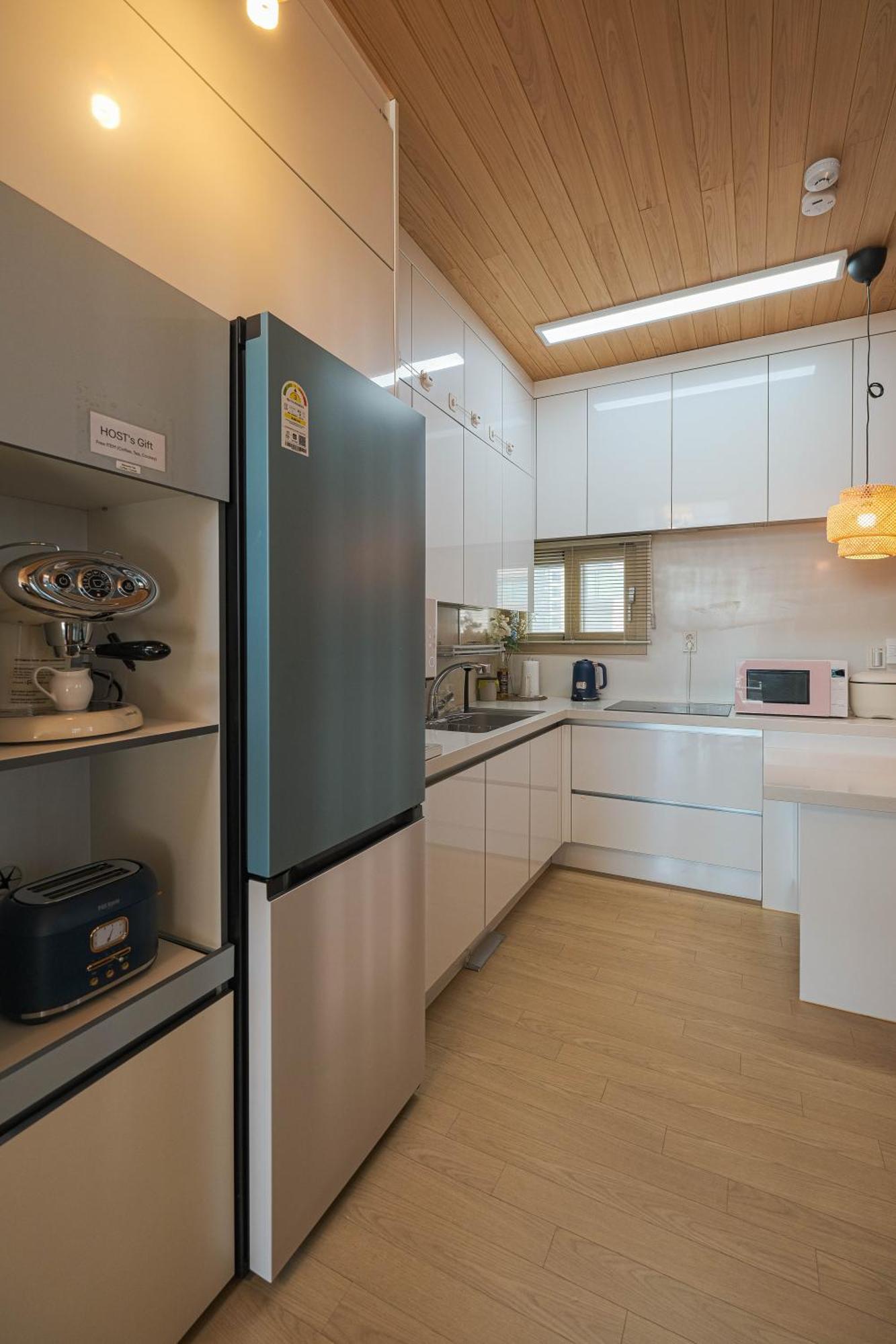 Apartment Seoullo *
